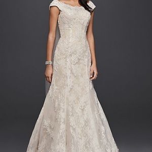 STUNNING! Oleg Cassini Wedding Dress Gown 7CWG533 Mermaid lace Trumpet